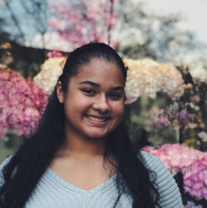 Meet your Posher, Maria